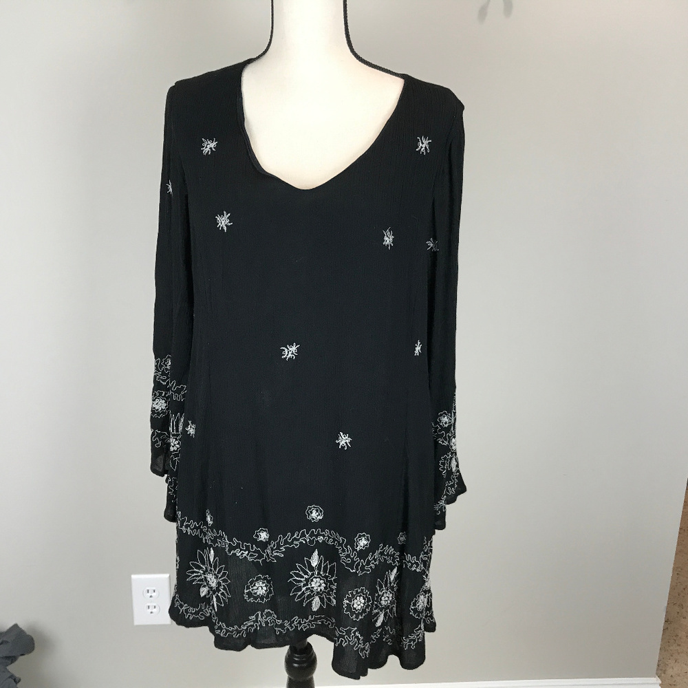 Kayla Seo Blk Crepe LS Dress Sz S